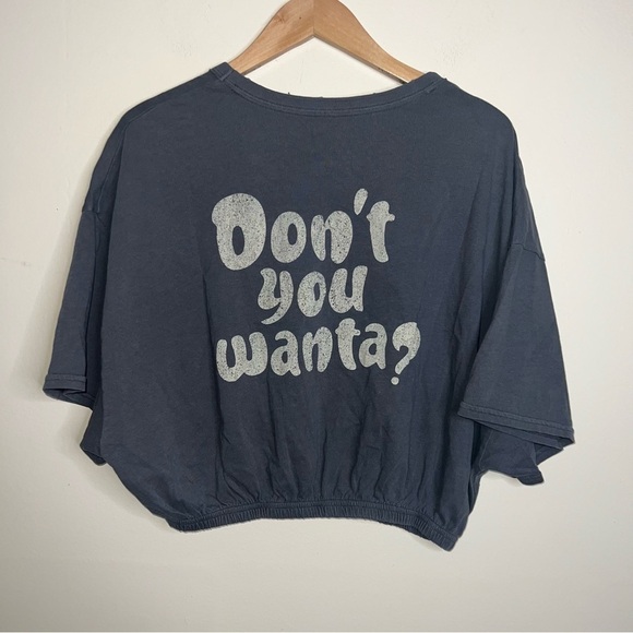 aerie Offline “Fanta” Cropped Shirt Gray Size Medium - Picture 2 of 8